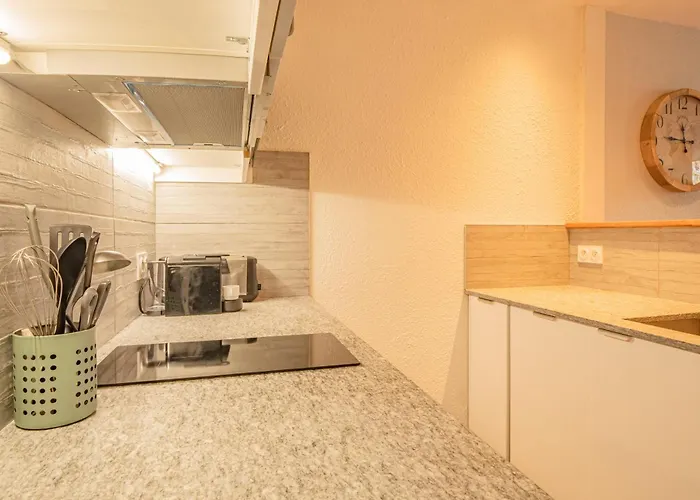 Jonquille 2c - Peaks Getaway *