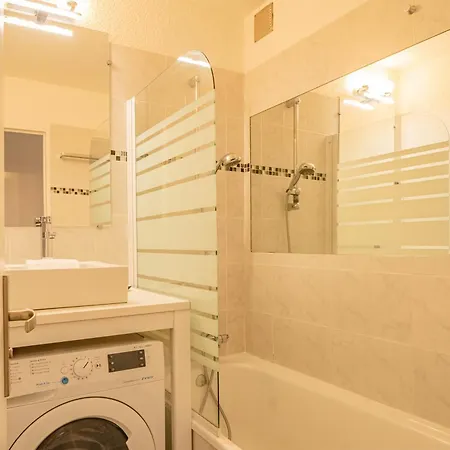 Jonquille 2c - Peaks Getaway